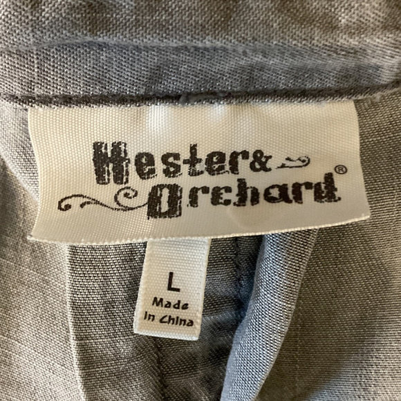 Hester & Orchard button front v neck slouchy tunic Shirt, Gray wash , Size L - Picture 7 of 10